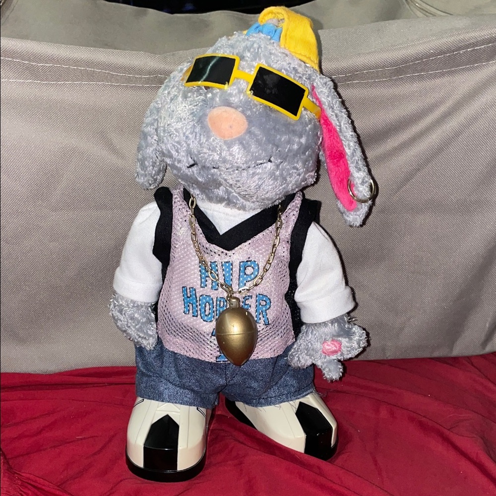 GEMMY - Dancing Hip Hopper Plush Toy (very rare)